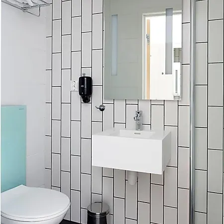Citybox Hotell 3*